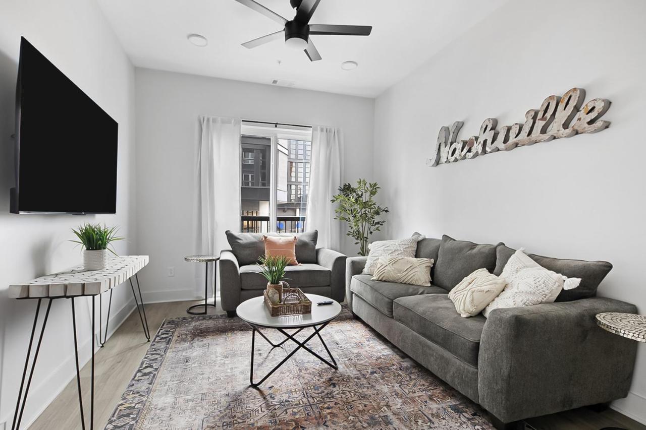 Apartment Chic On Main